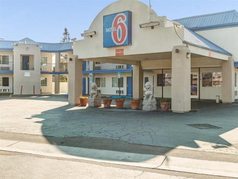Motel 6-Visalia, Ca Eksteriør billede
