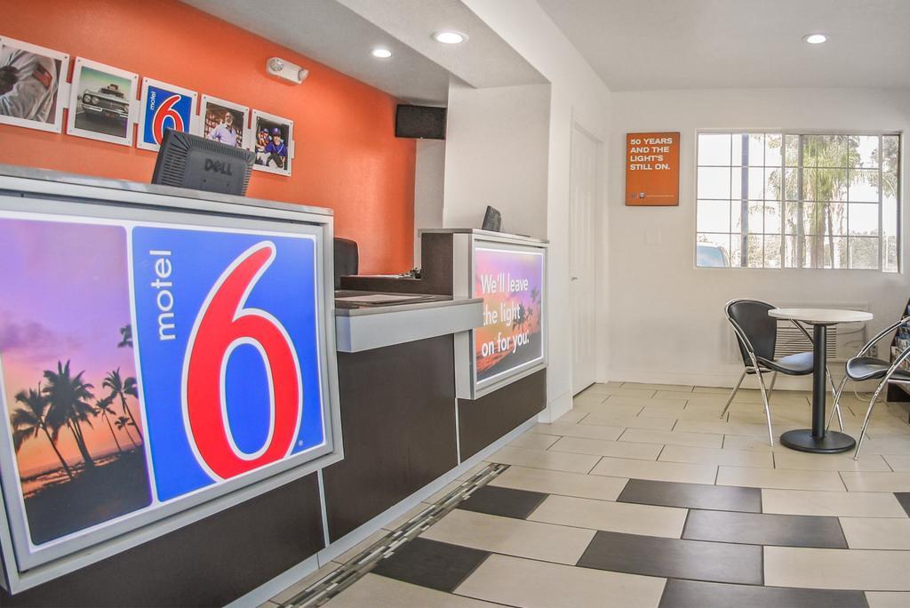 Motel 6-Visalia, Ca Eksteriør billede